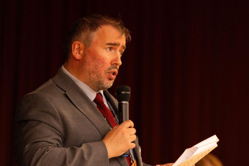 Steve Witherden addressing a crowd