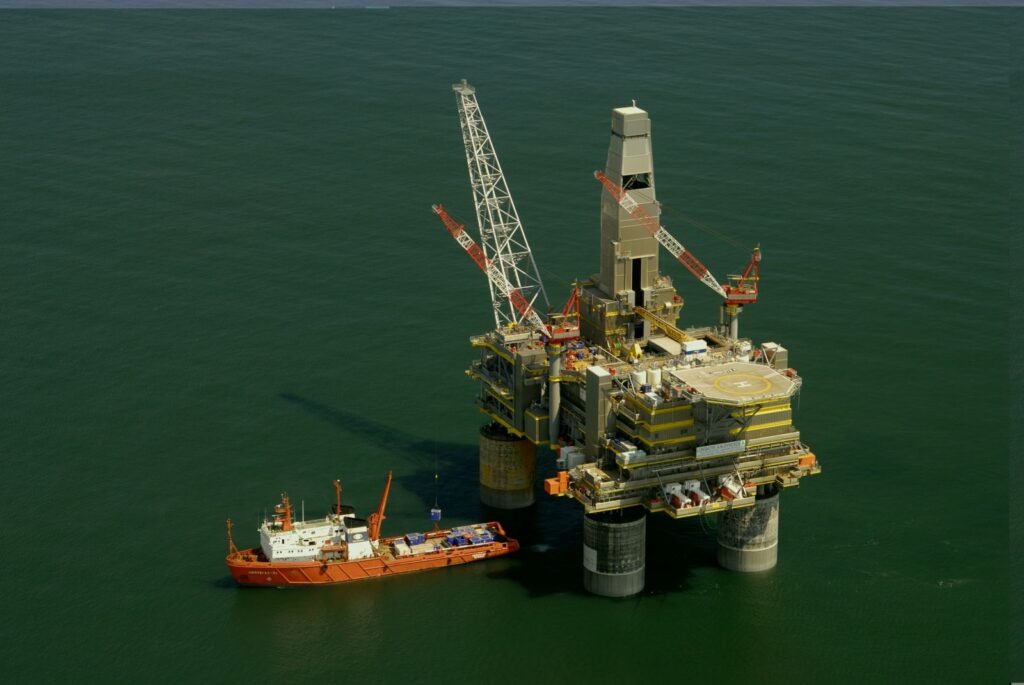 oil rig